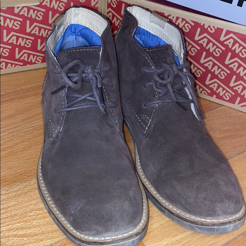 Dress shoes